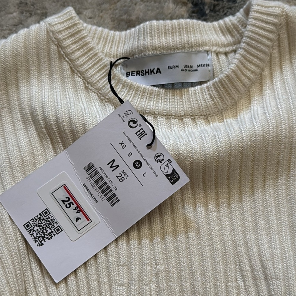 Bershka Ribbed Sweater with Ruffles - Picture 3 of 3
